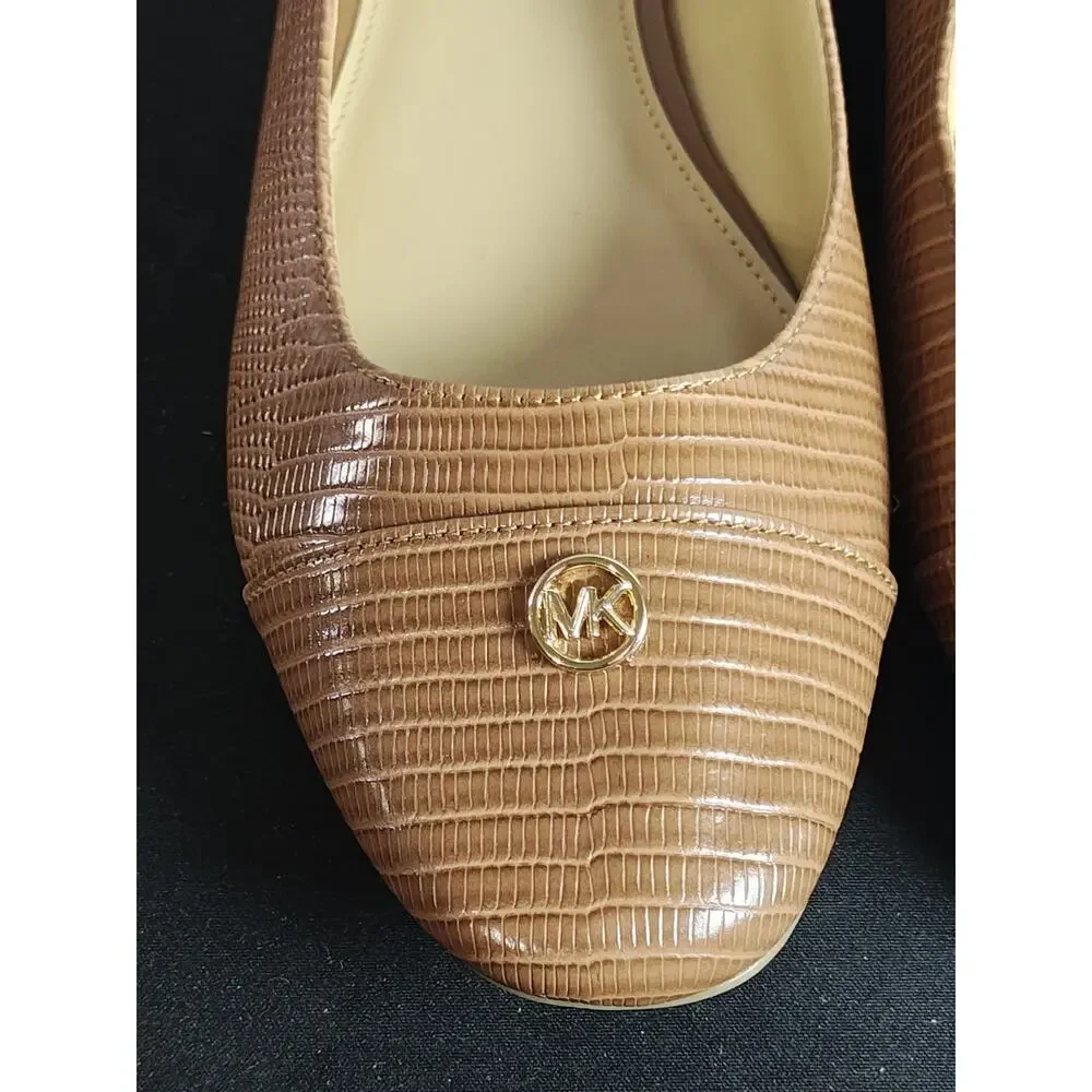 MICHAEL KORS Women's 7.5 Brown Textured Flats New